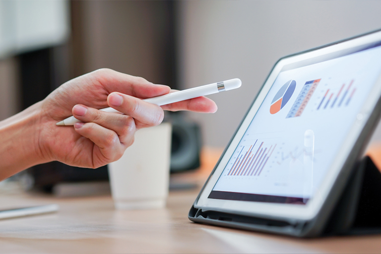 Powerful financial reporting solution for manufacturing companies