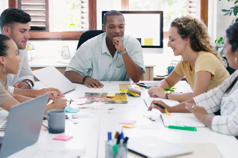 Simplify the Management of  Manufacturing Projects