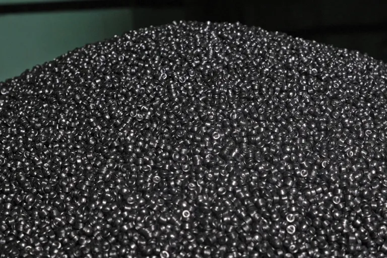 An integrated purchasing solution for manufacturers