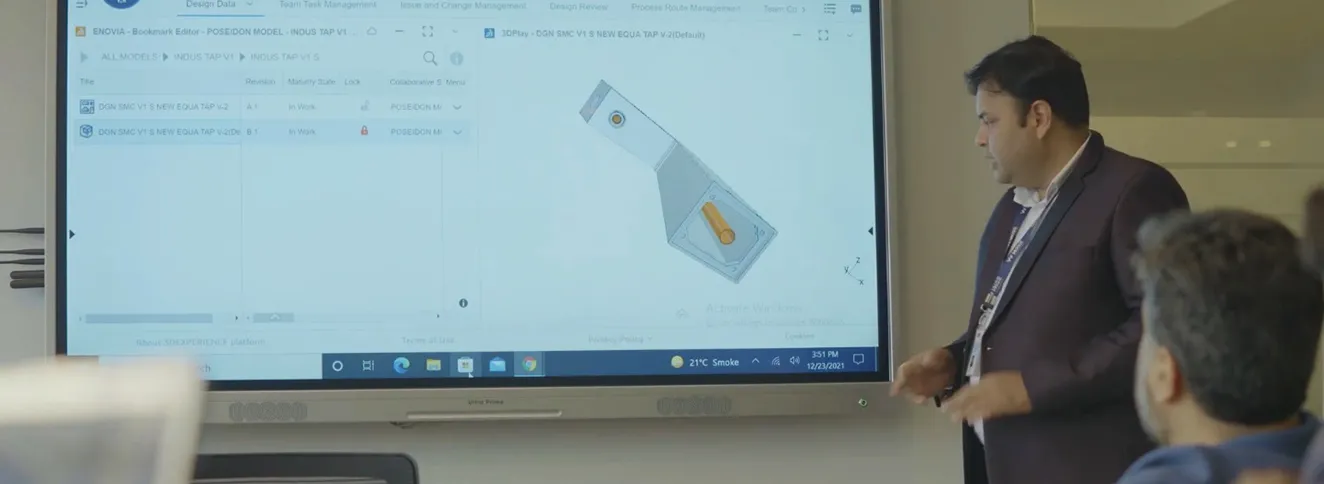 Employé de Fratelli Rossetto faisant une présentation - 3DEXPERIENCE Works et SOLIDWORKS