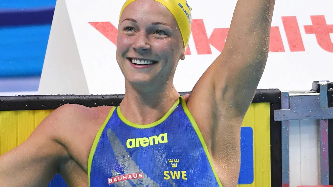 Nadador de competição usando trajes de banho da Arena - 3DEXPERIENCE Works