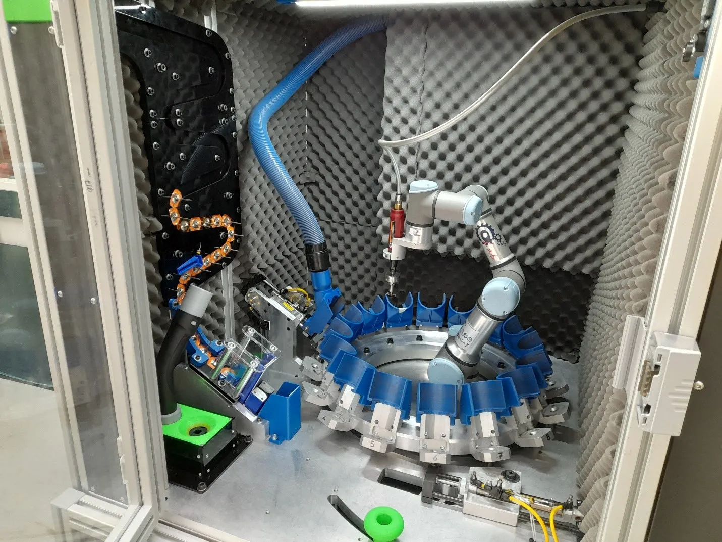  C.Lab 使用 SOLIDWORKS 专业版软件