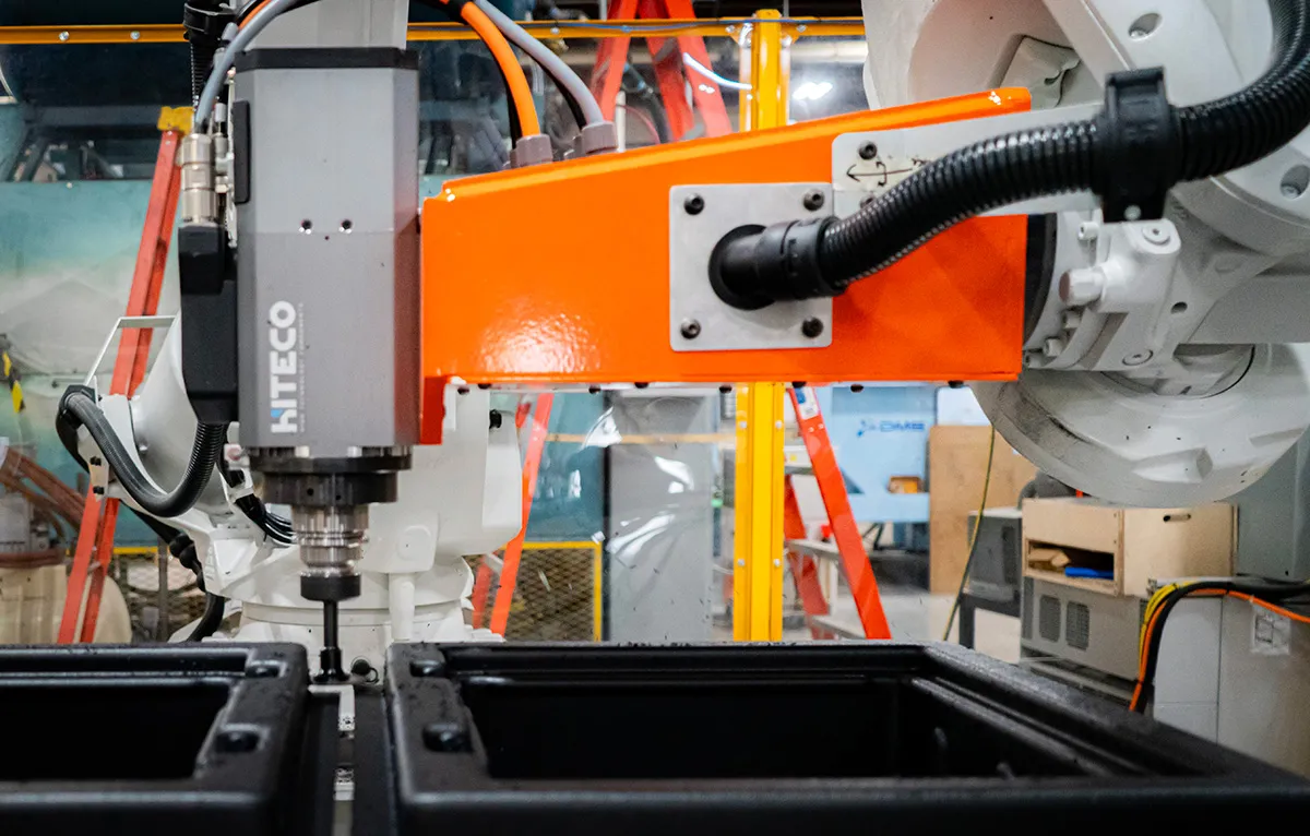 SAY Plastics - Robotic trim