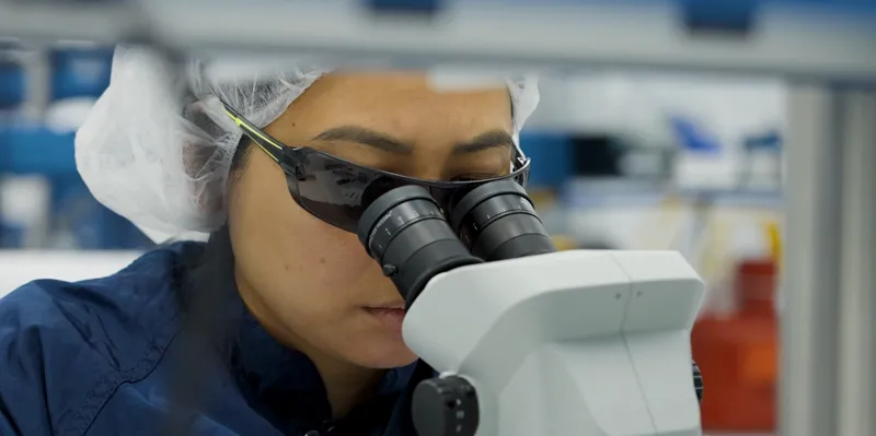 Microscope