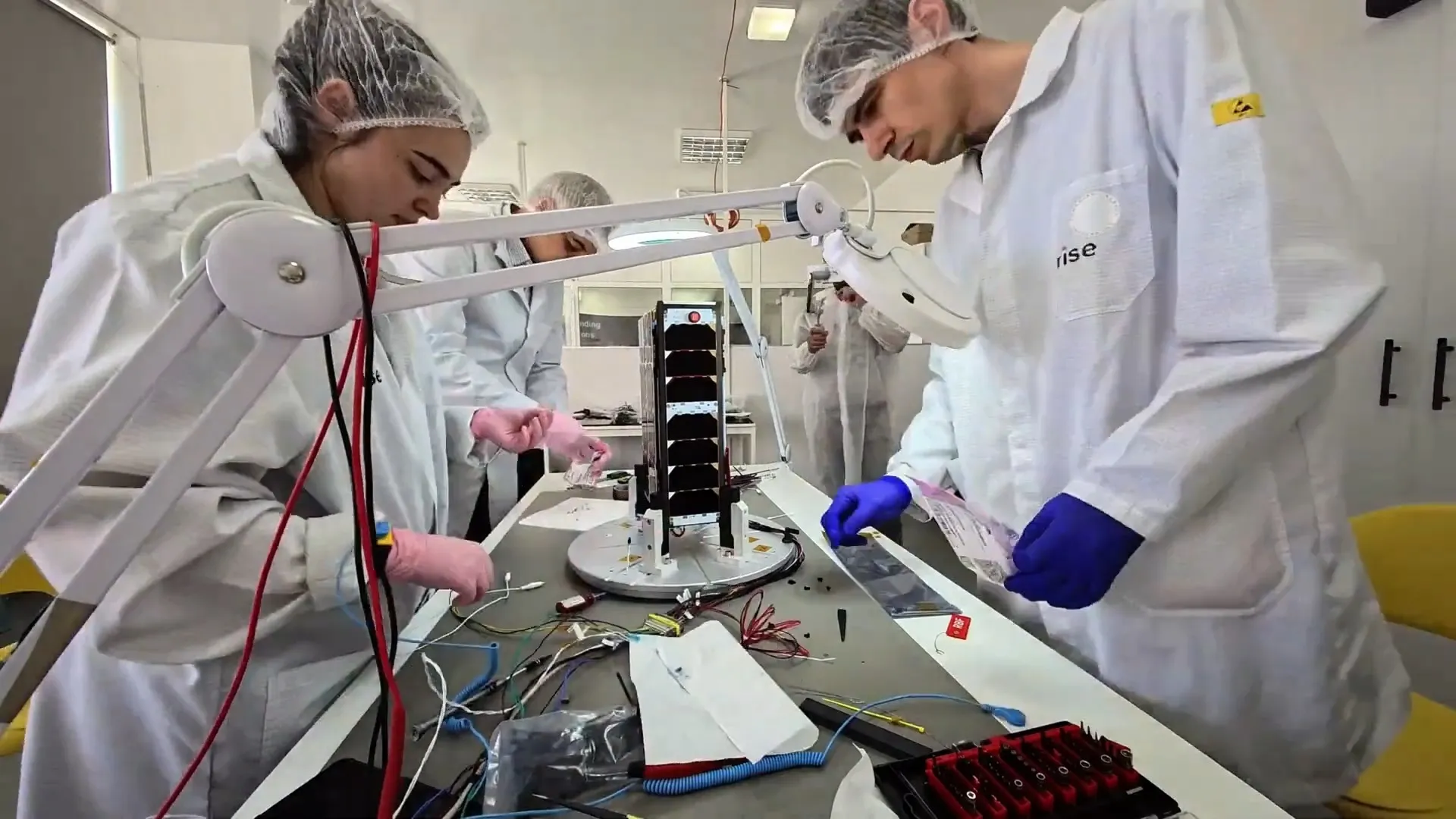 RISE Lab for compact payload