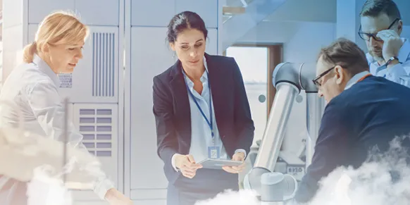 People working in lab > Manage & Control > Module > SOLIDWORKS