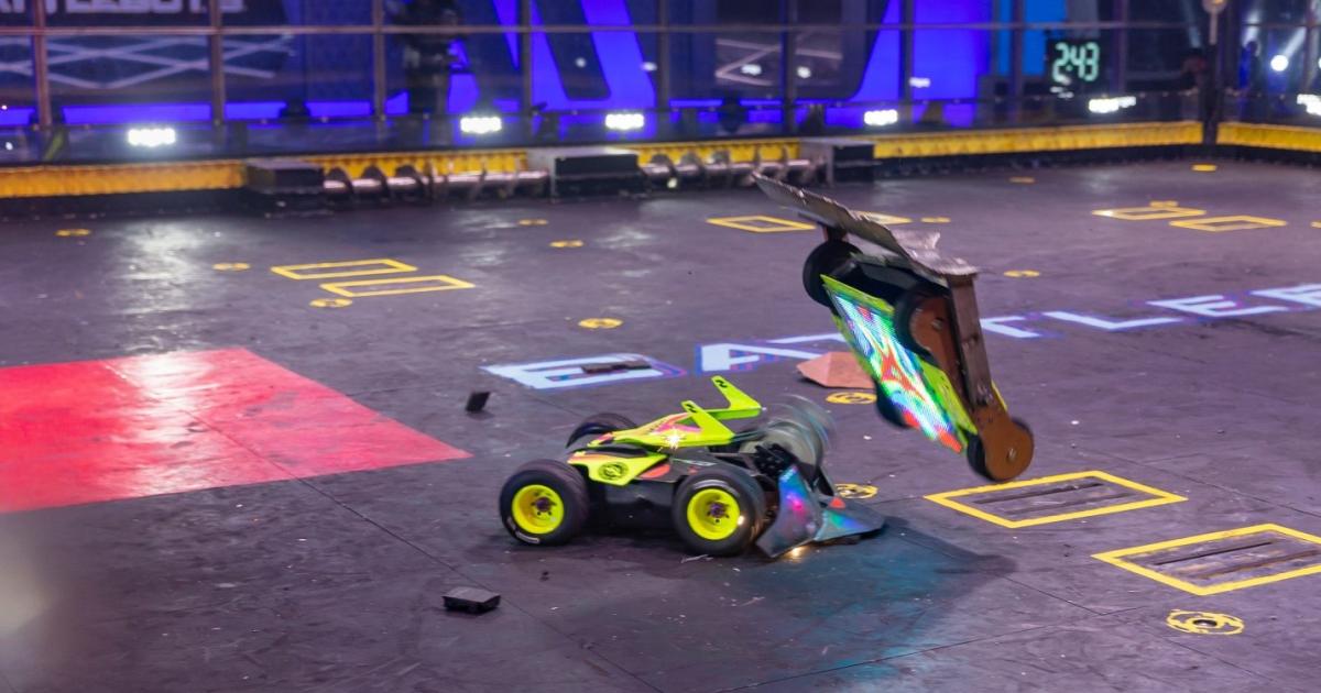 Team HyperShock Optimizes Robot Designs for Functionality, Efficiency, and Mojo